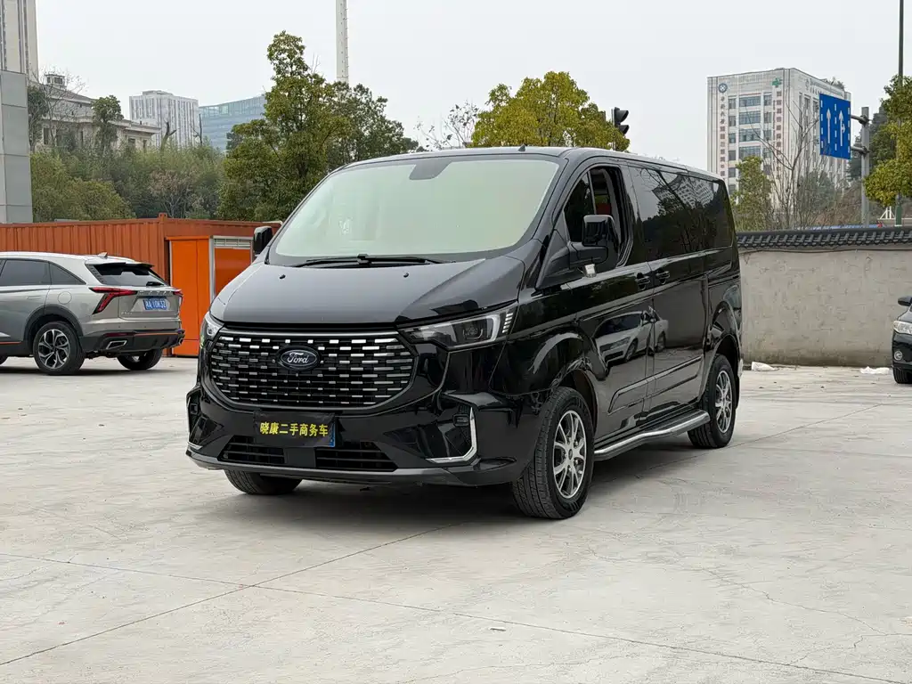 Купить Ford Tourneo