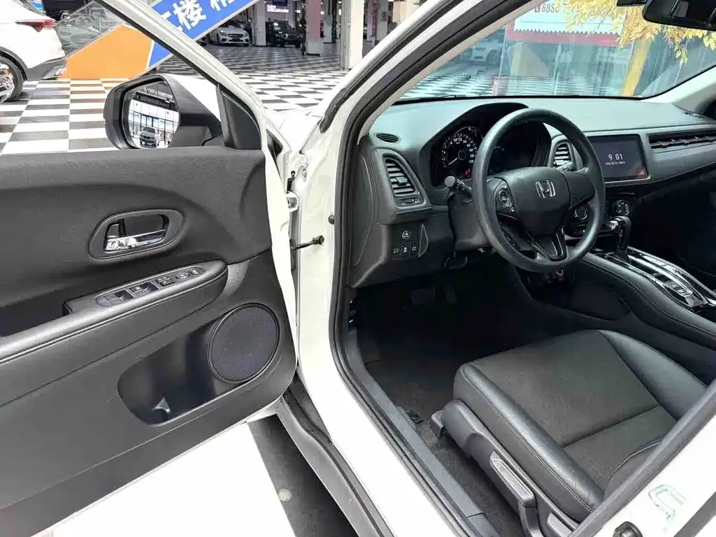 Honda Vezel — миниатюра 6