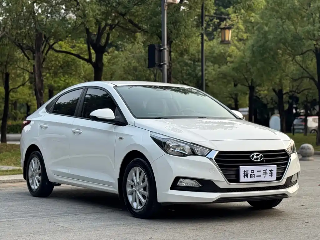 Hyundai Verna — миниатюра 3