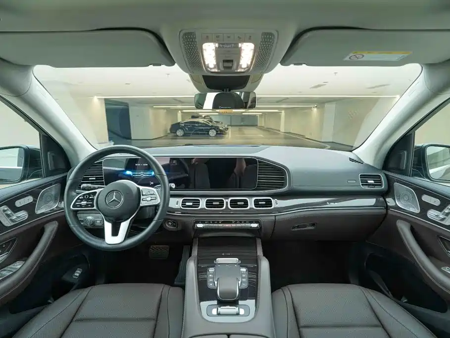 Mercedes-Benz GLS — миниатюра 19