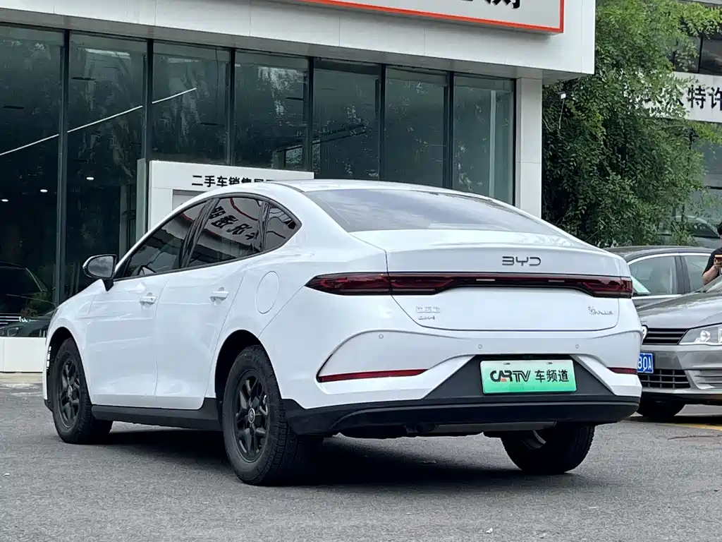 BYD Qin PLUS — миниатюра 6