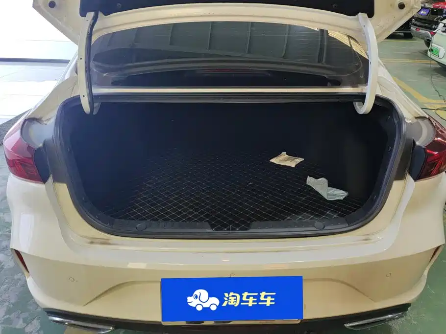 Changan Eado — миниатюра 4