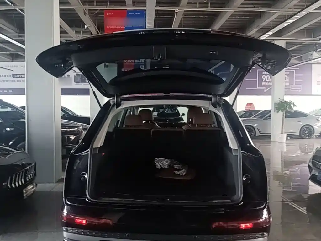 Audi Q7 — миниатюра 19