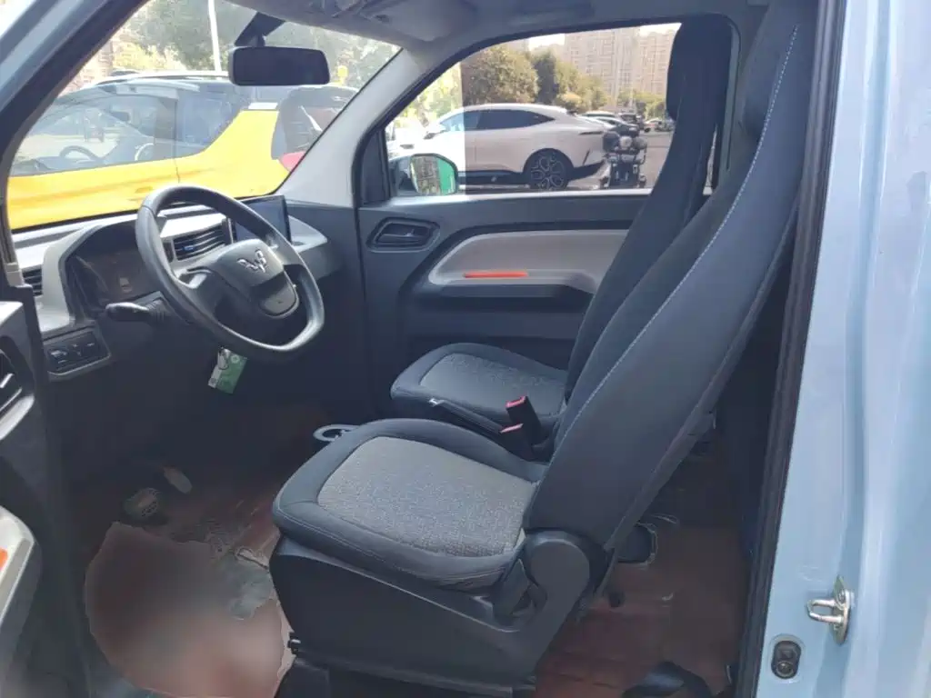 Wuling MINIEV — миниатюра 15