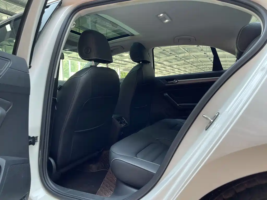 Volkswagen Lamando — миниатюра 15