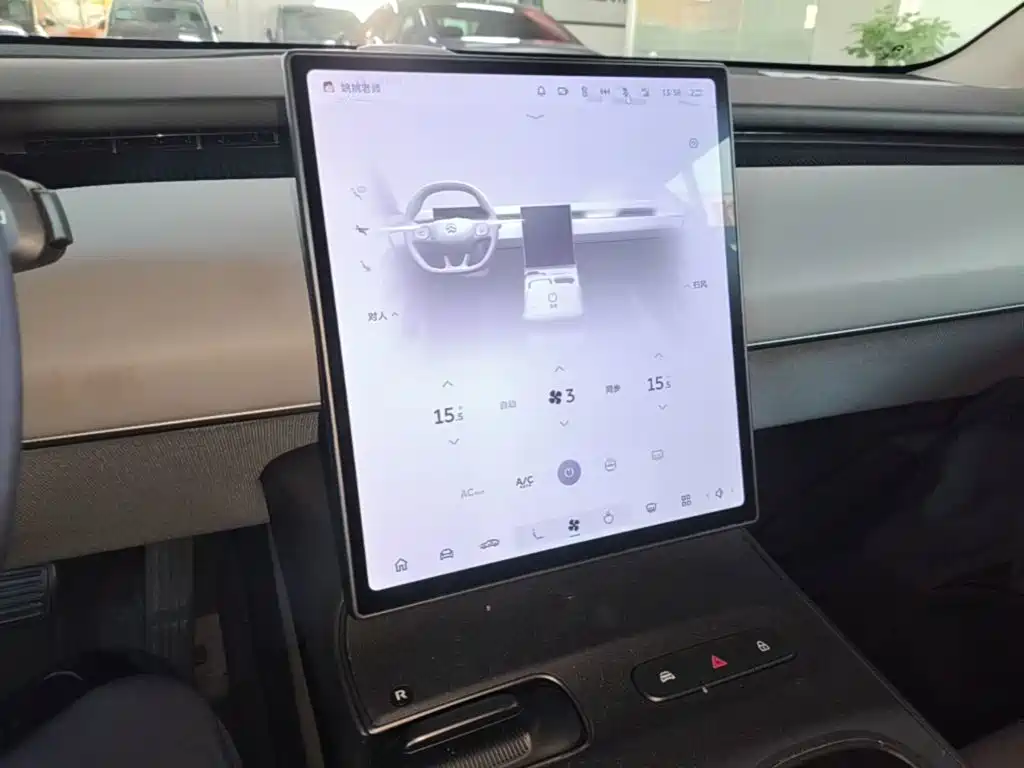 NIO ET5 — миниатюра 13
