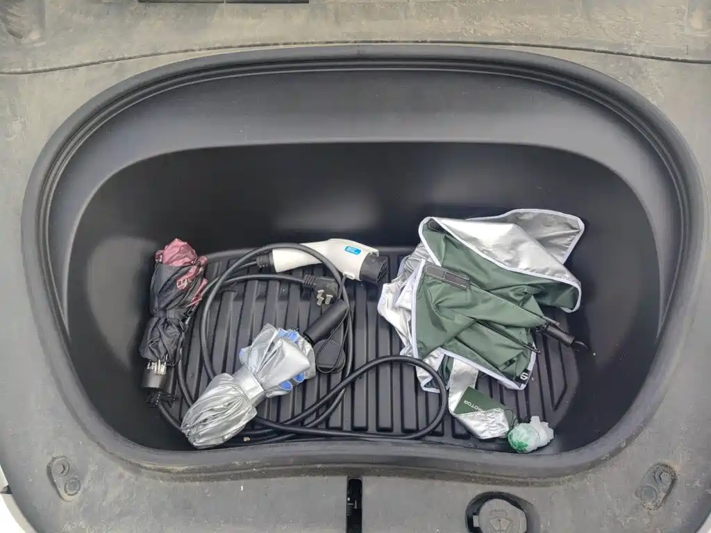 Tesla Model 3 — миниатюра 21