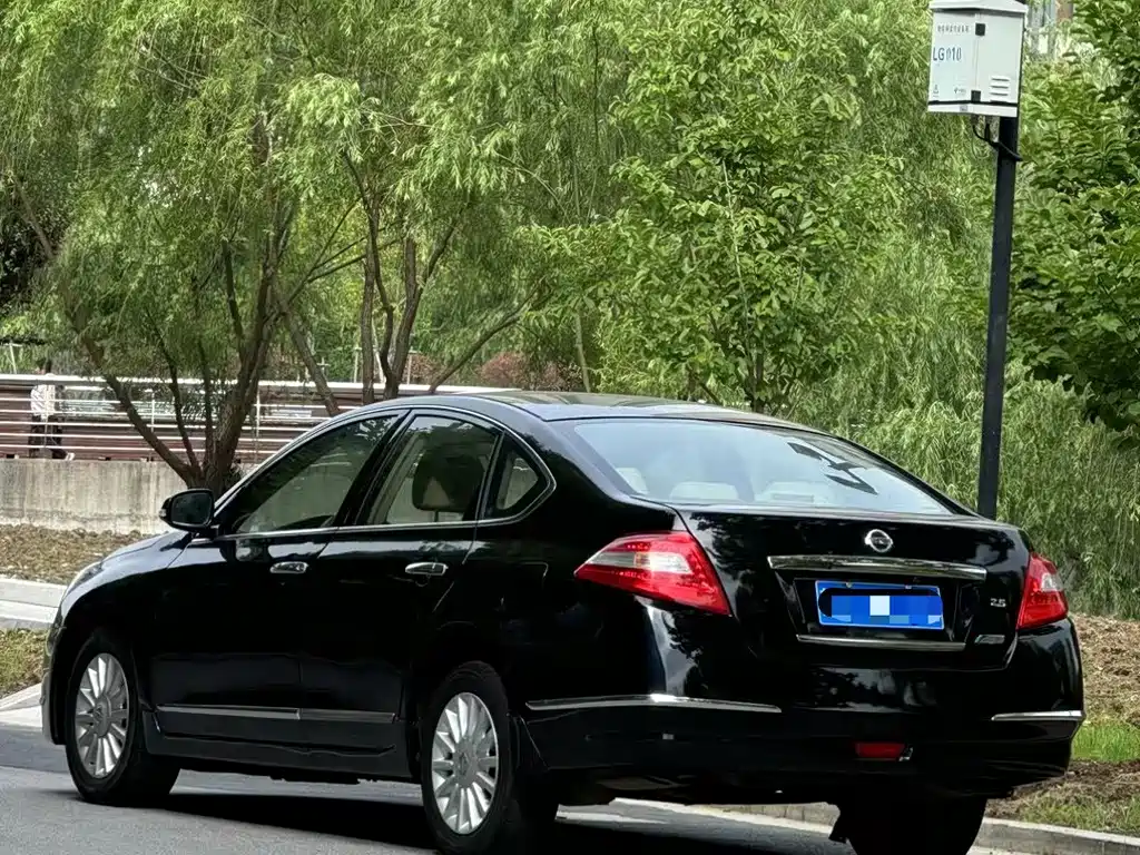 Nissan Teana — миниатюра 4