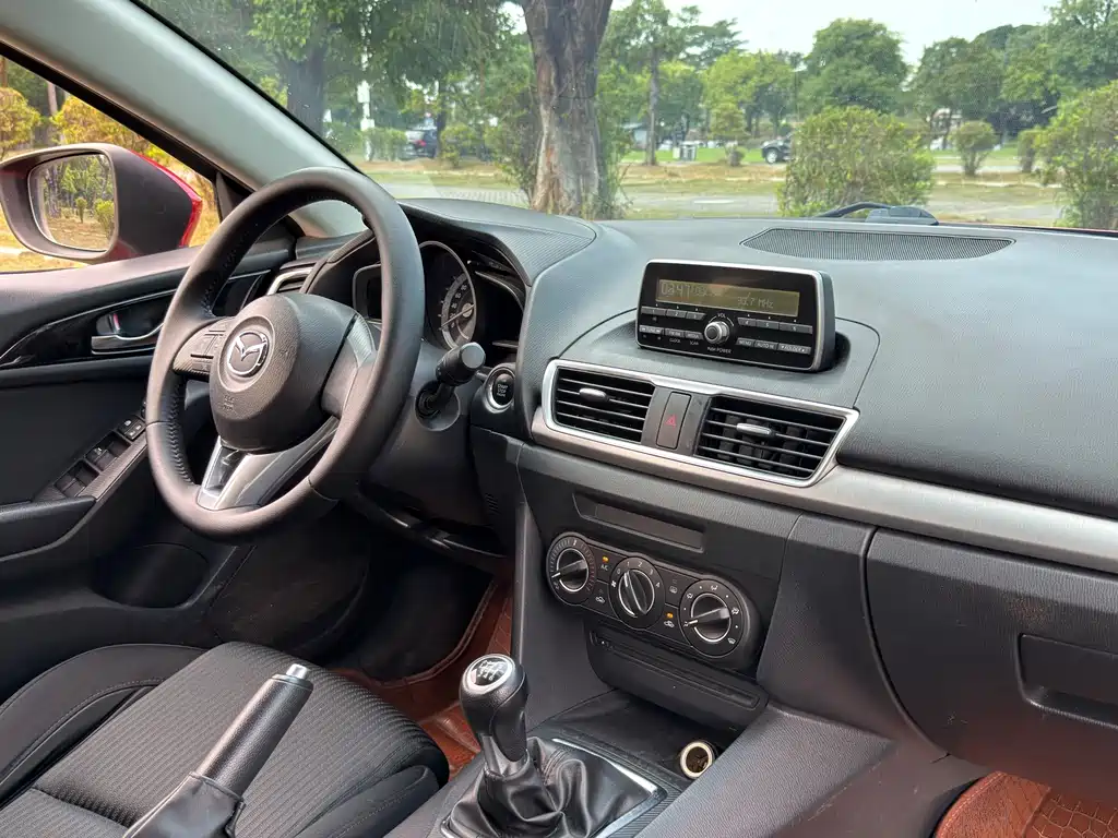 Mazda 3 Axela — миниатюра 14