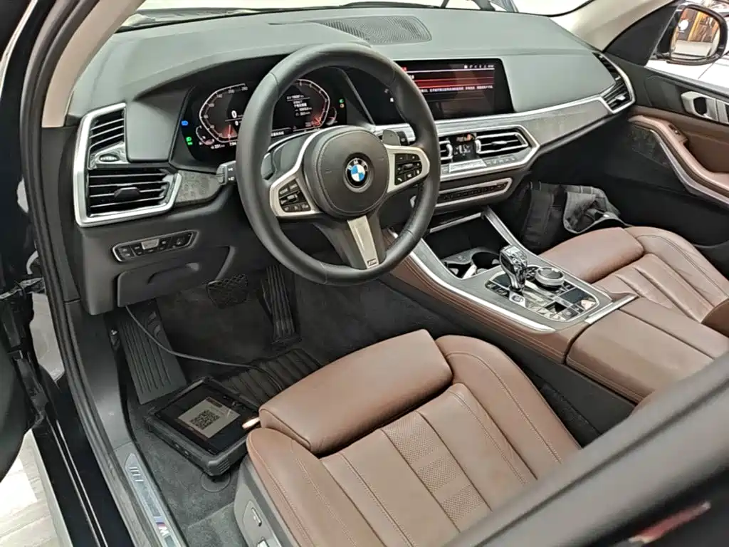 BMW X5 (Import) — миниатюра 10