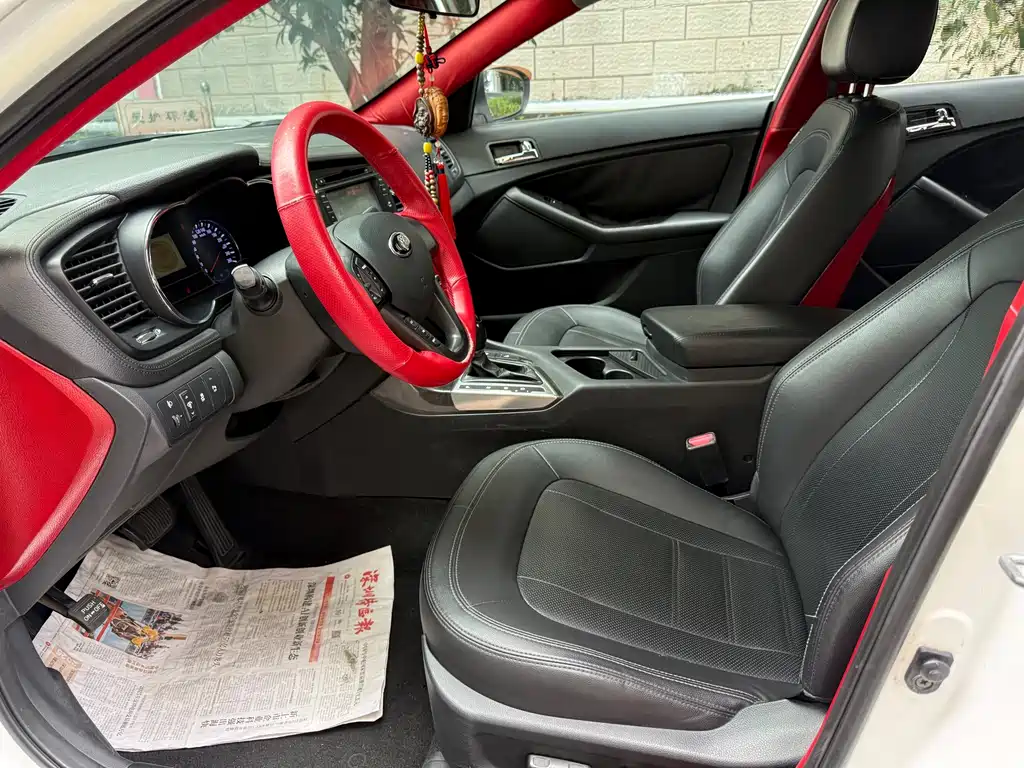 Kia K5 2.0L Auto DLX, фото 3