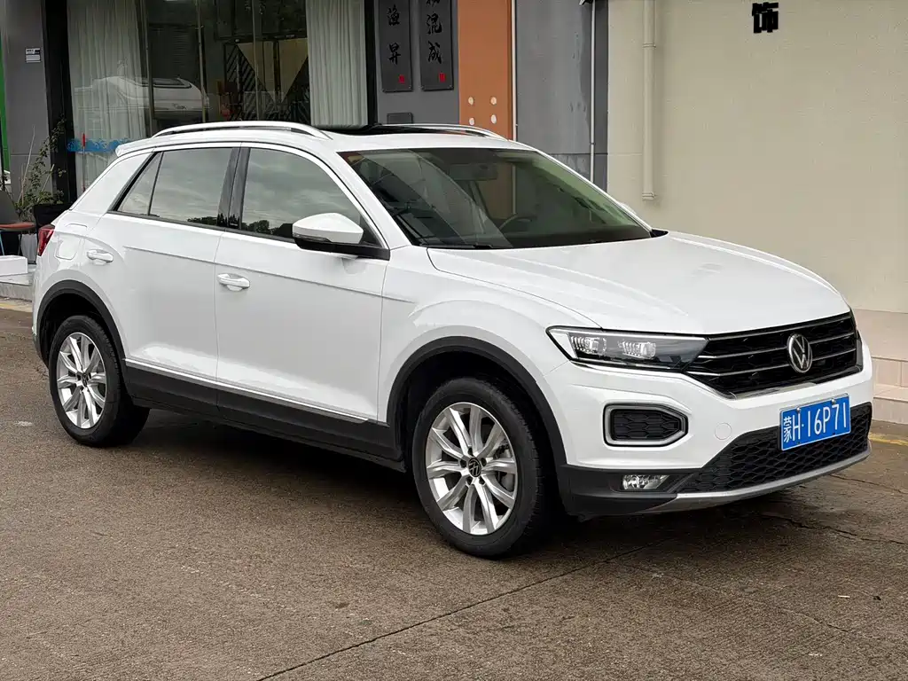 Volkswagen T-Roc — миниатюра 3