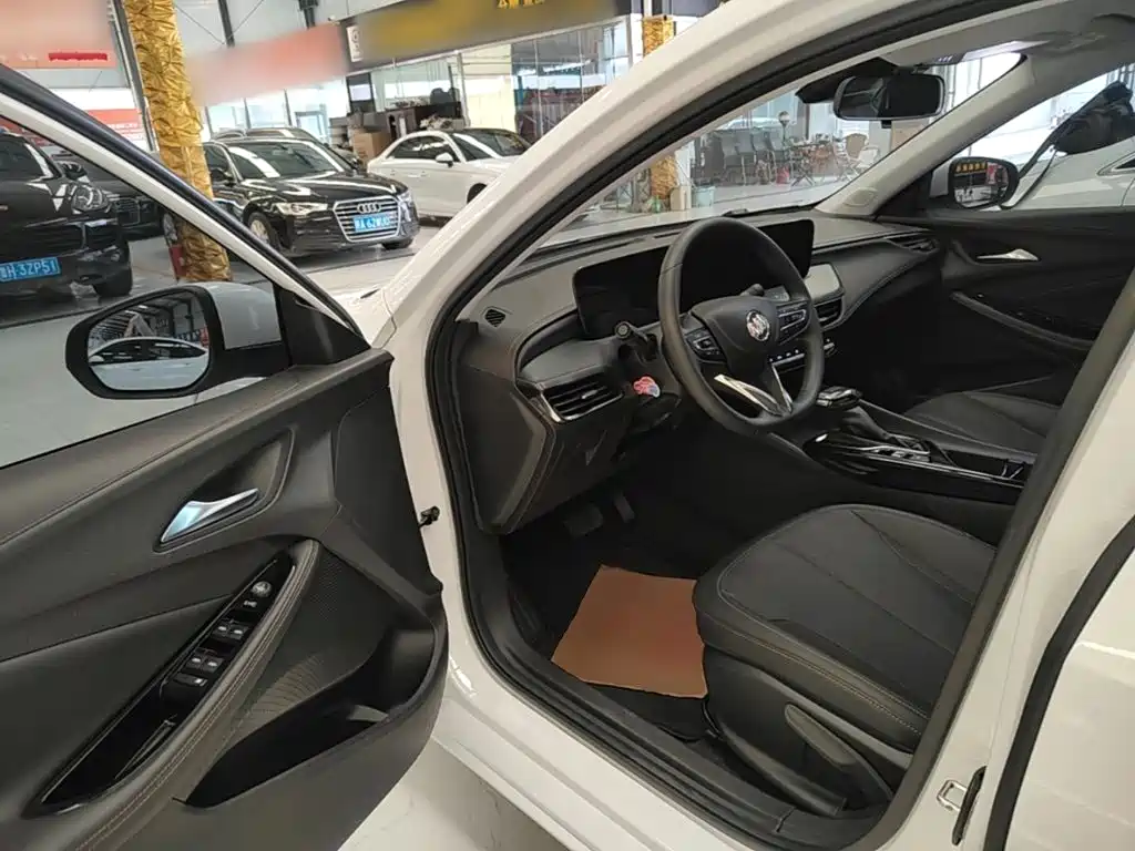 Buick Verano — миниатюра 16