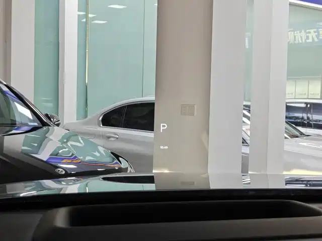 Li Auto Li L8 — миниатюра 13