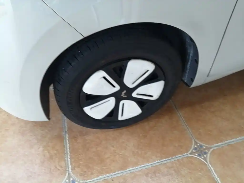 Wuling MINIEV — миниатюра 23