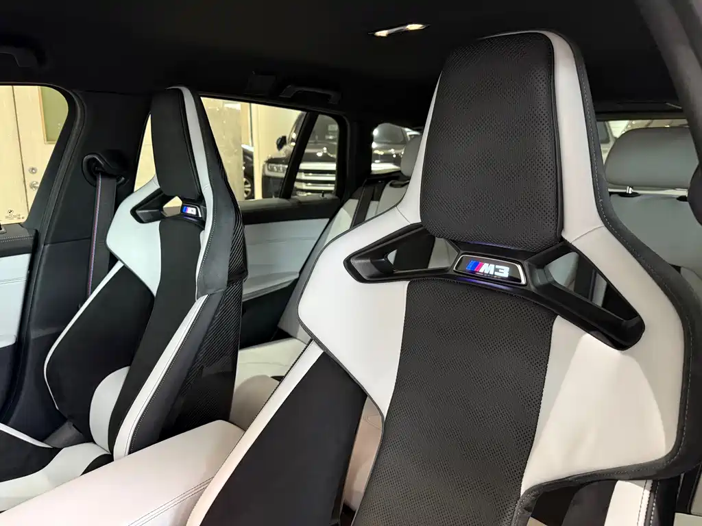BMW M3 — миниатюра 6