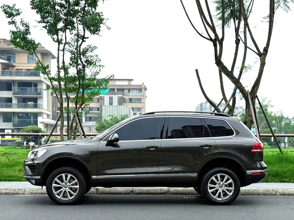 Volkswagen Touareg — миниатюра 8