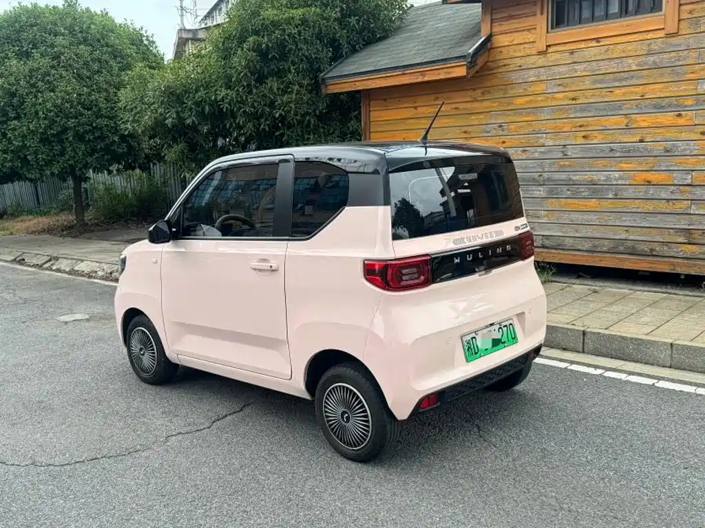 Wuling MINIEV — миниатюра 4