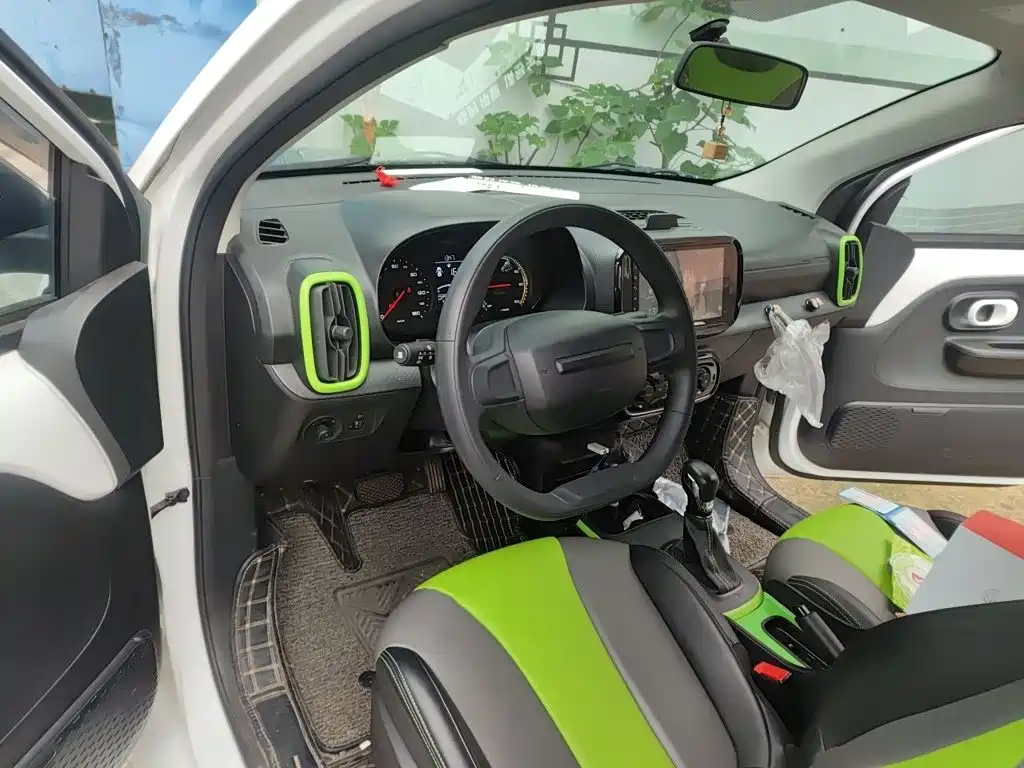 Roewe Clever — миниатюра 6