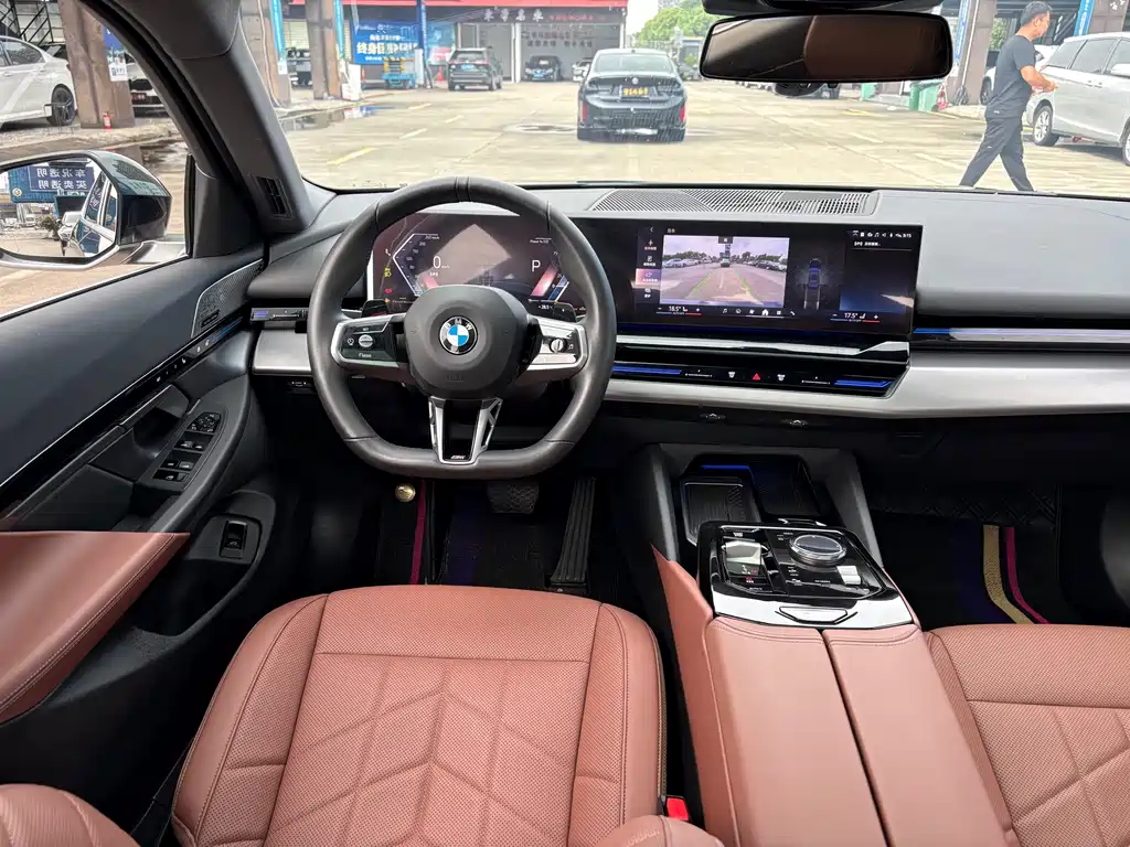 BMW 5 Series 5 2024 525Li M Sport