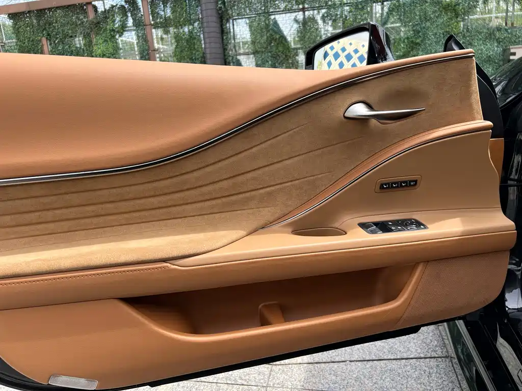 Lexus LC — миниатюра 20