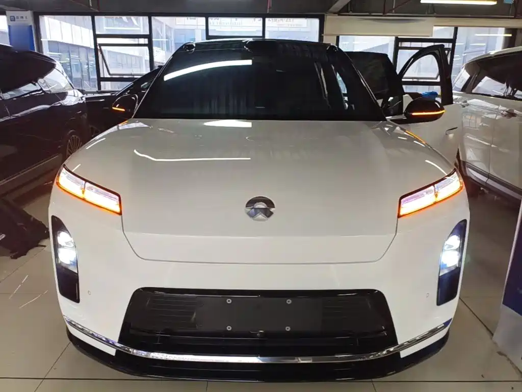 NIO ES8 — миниатюра 3