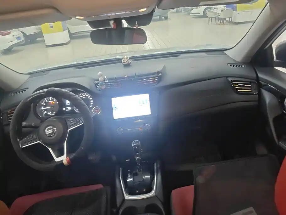 Nissan X-Trail — миниатюра 12