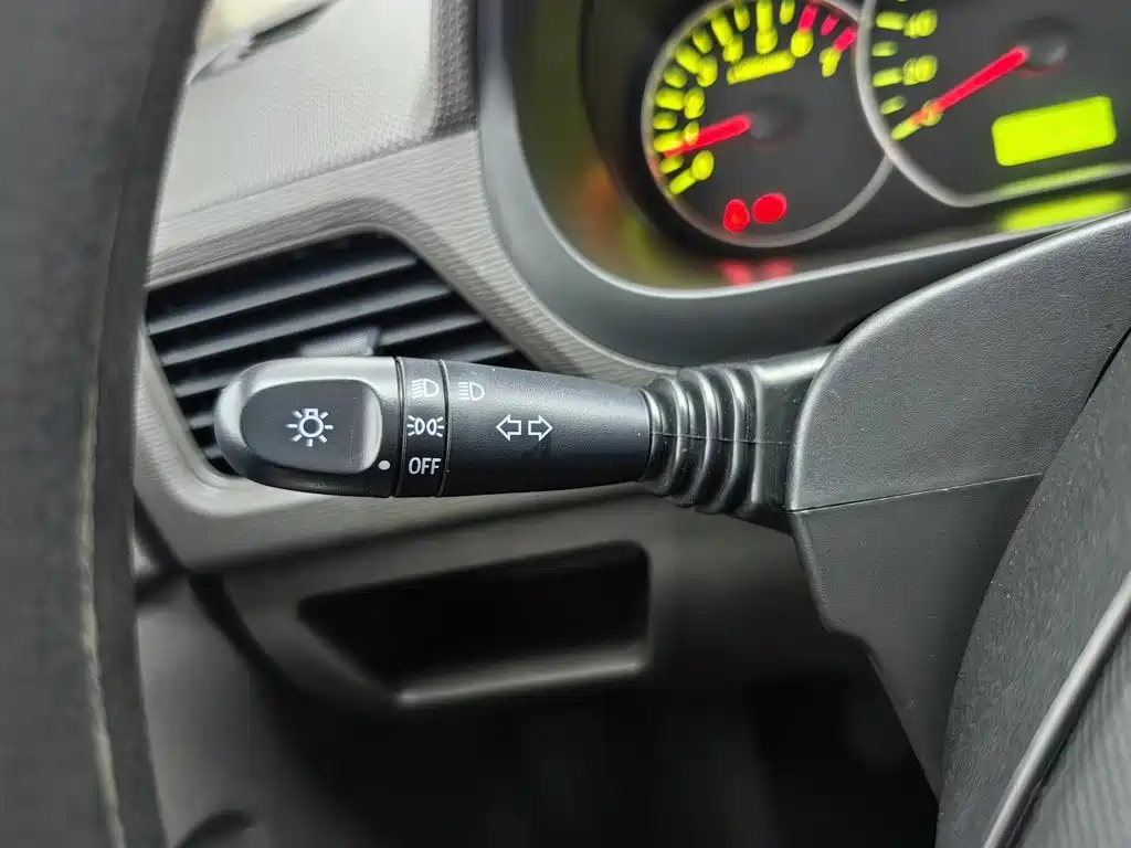 Wuling Hongguang — миниатюра 21