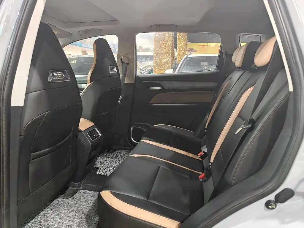 Geely Haoyue PRO — миниатюра 11