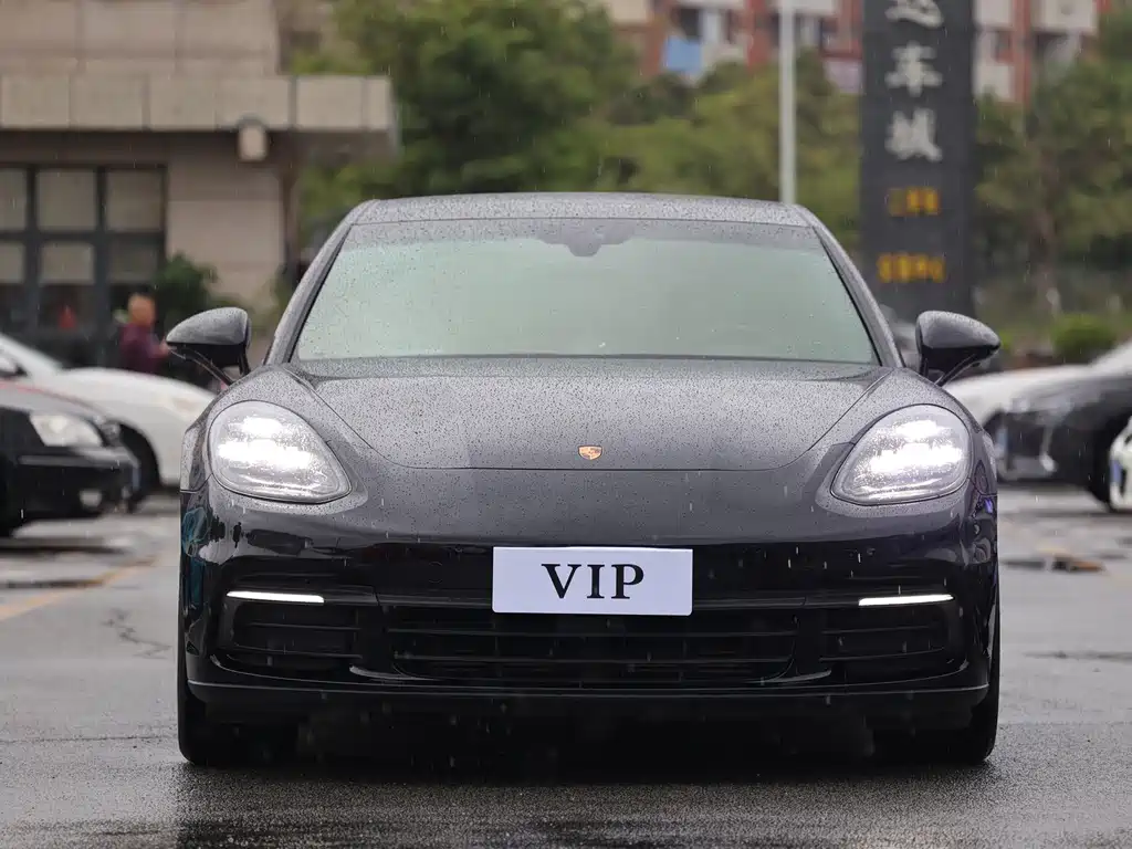 Porsche Panamera — миниатюра 2
