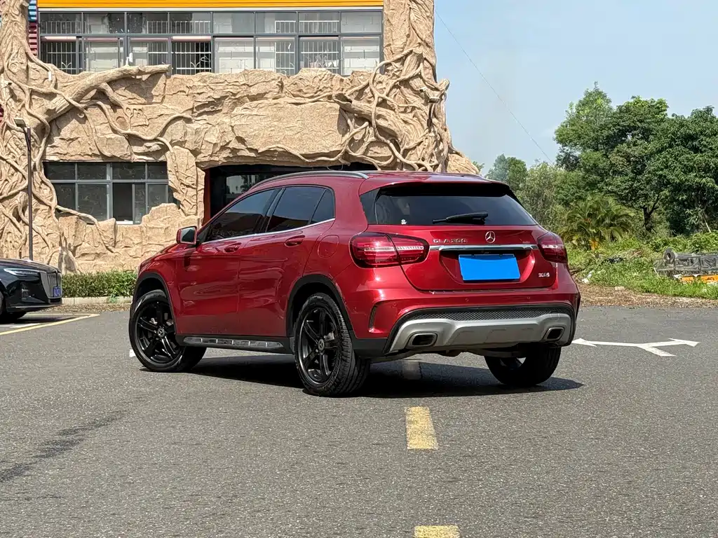 Mercedes-Benz GLA — миниатюра 4