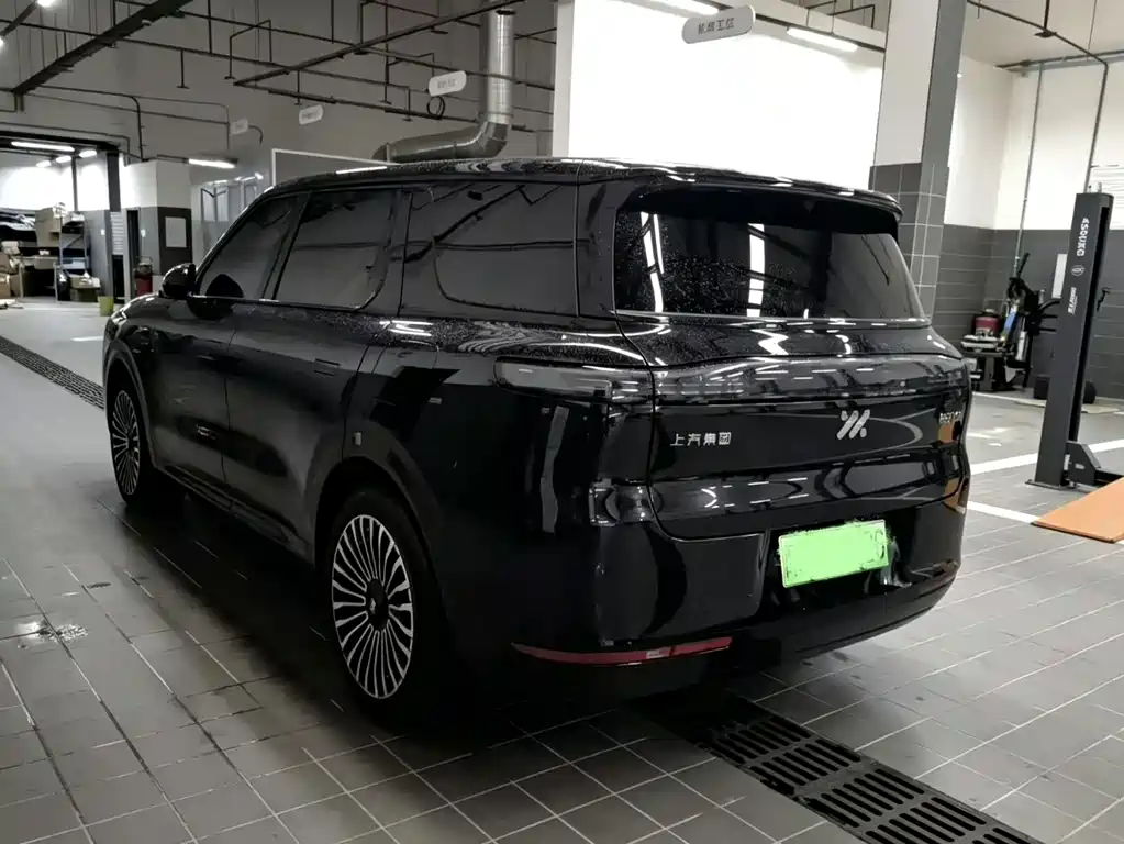 IM Motors LS8 2026 52 Max+ Flagship мест