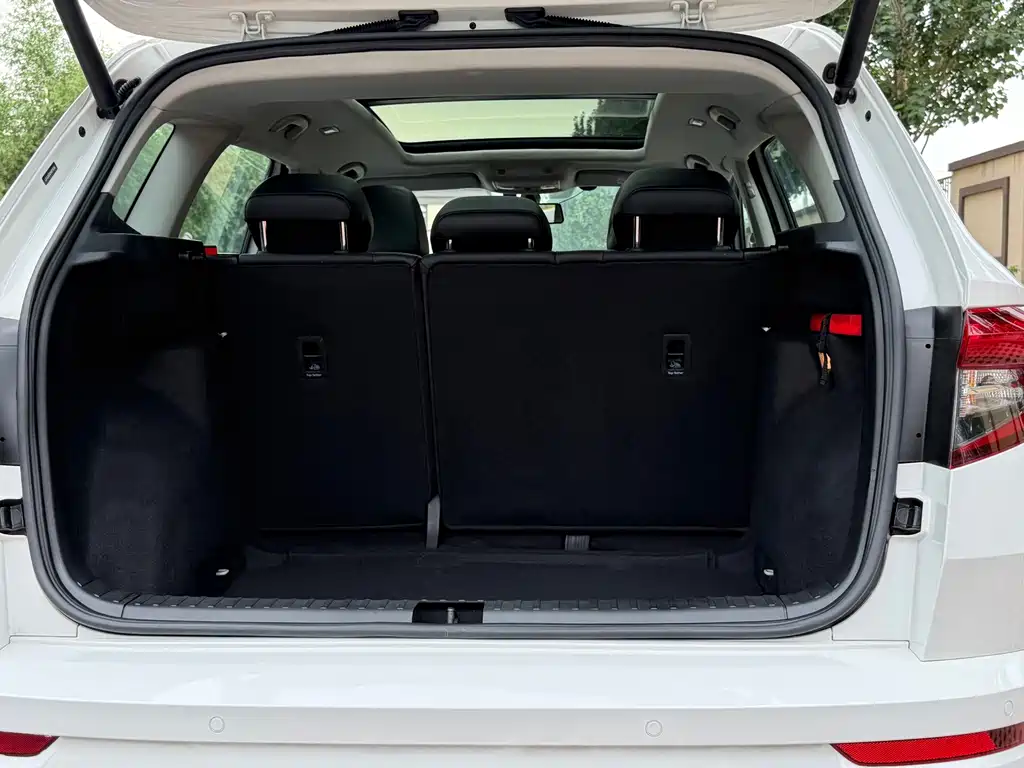 Skoda Karoq — миниатюра 17
