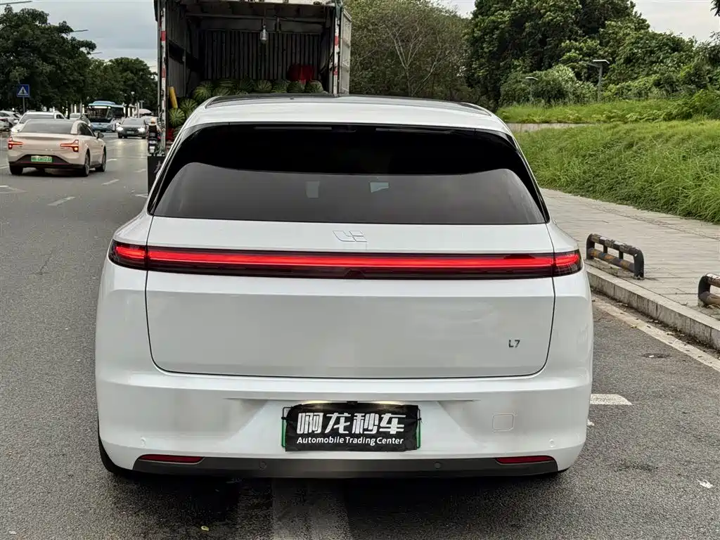 Li Auto Li L7 — миниатюра 8