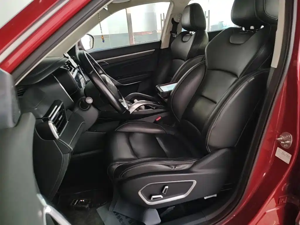 Geely Boyue — миниатюра 15