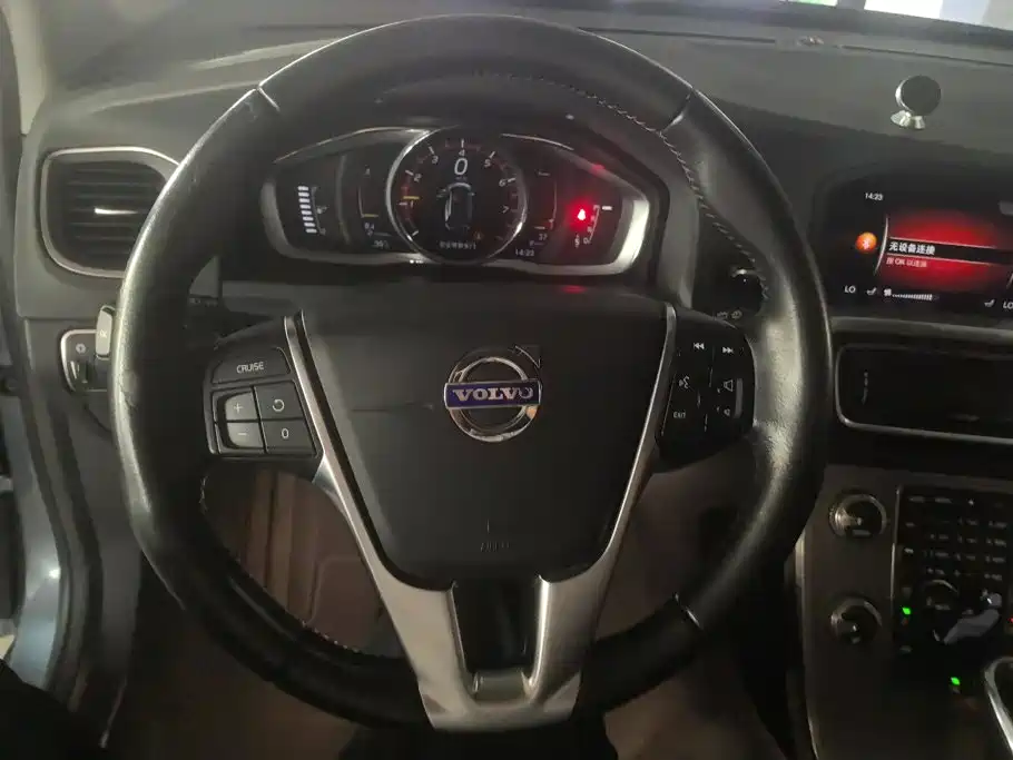 Volvo V60 — миниатюра 15