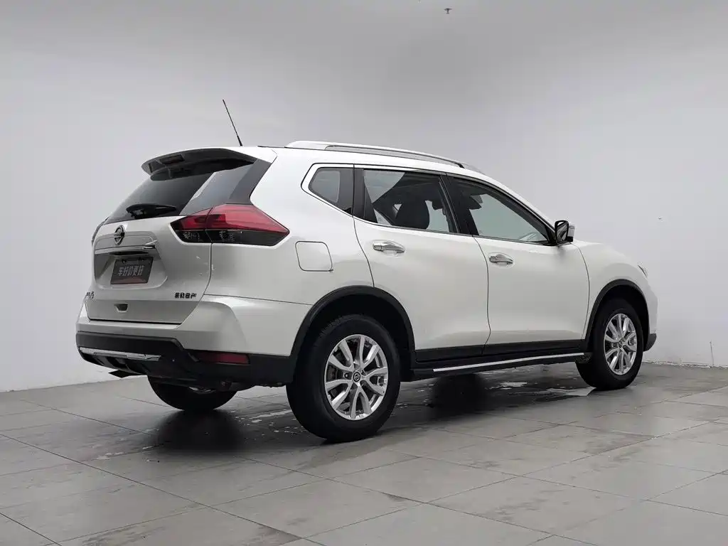 Nissan X-Trail — миниатюра 2