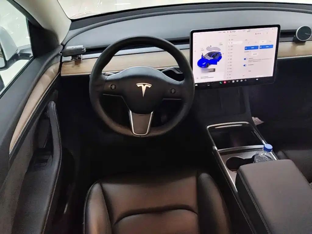 Tesla Model Y — фотографии объявления, Фото 12