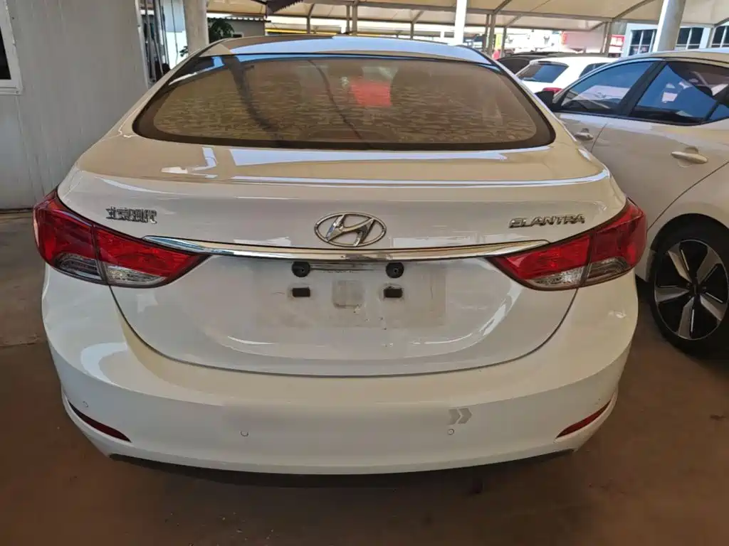 Hyundai Elantra Langdong — миниатюра 6