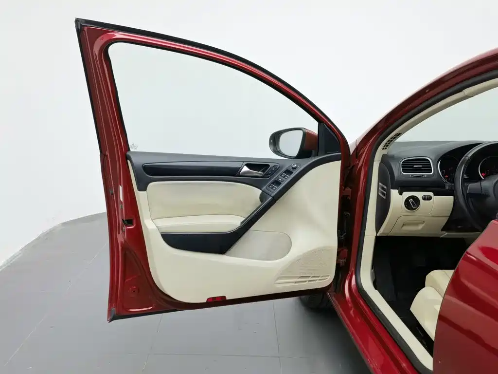 Volkswagen Golf — миниатюра 8