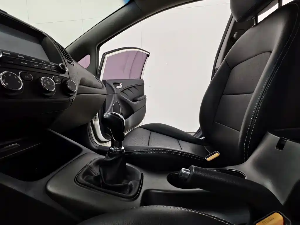 Kia K3 — миниатюра 12