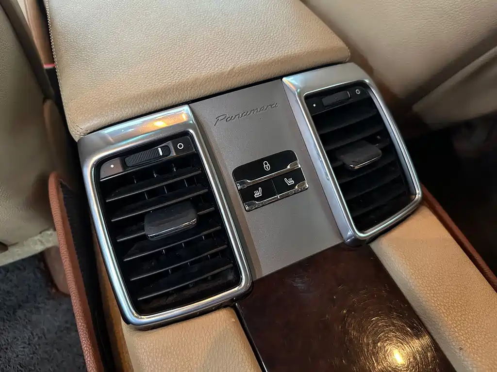 Porsche Panamera — миниатюра 17