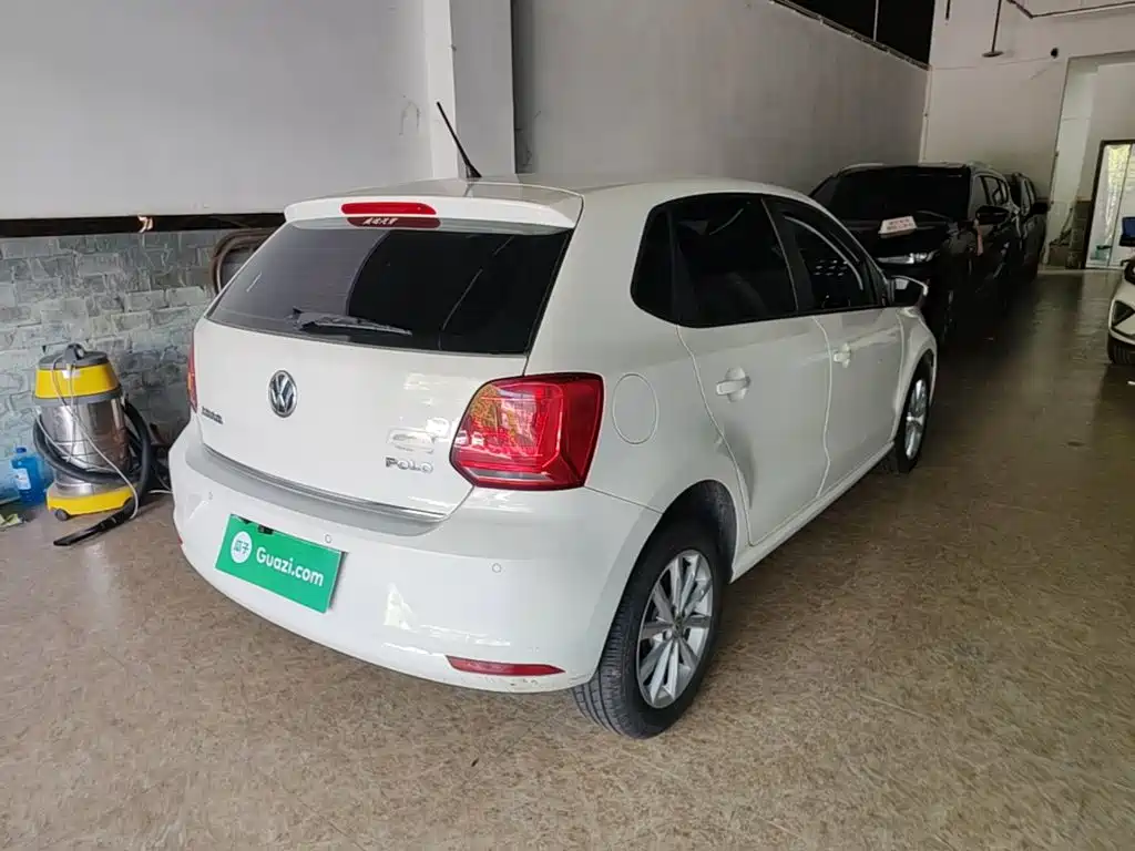 Volkswagen Polo — миниатюра 7