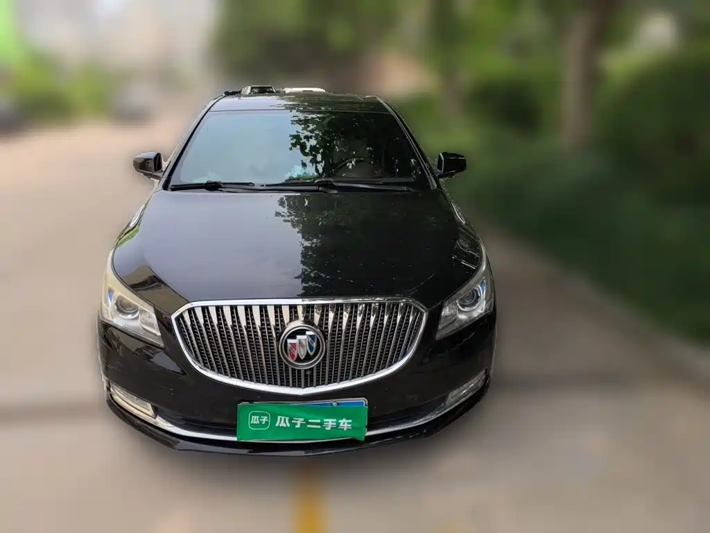 Buick LaCrosse — миниатюра 24