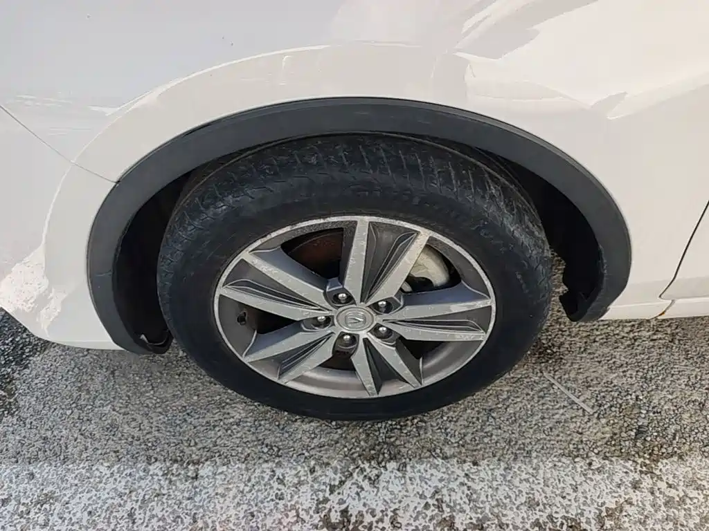 Changan Eado XT — миниатюра 23