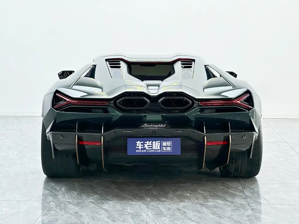 Lamborghini Revuelto — миниатюра 8