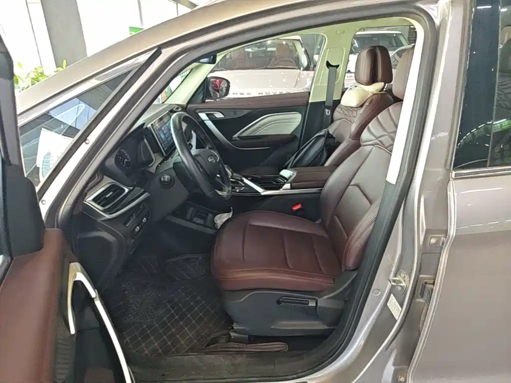Geely Jia Ji — миниатюра 15