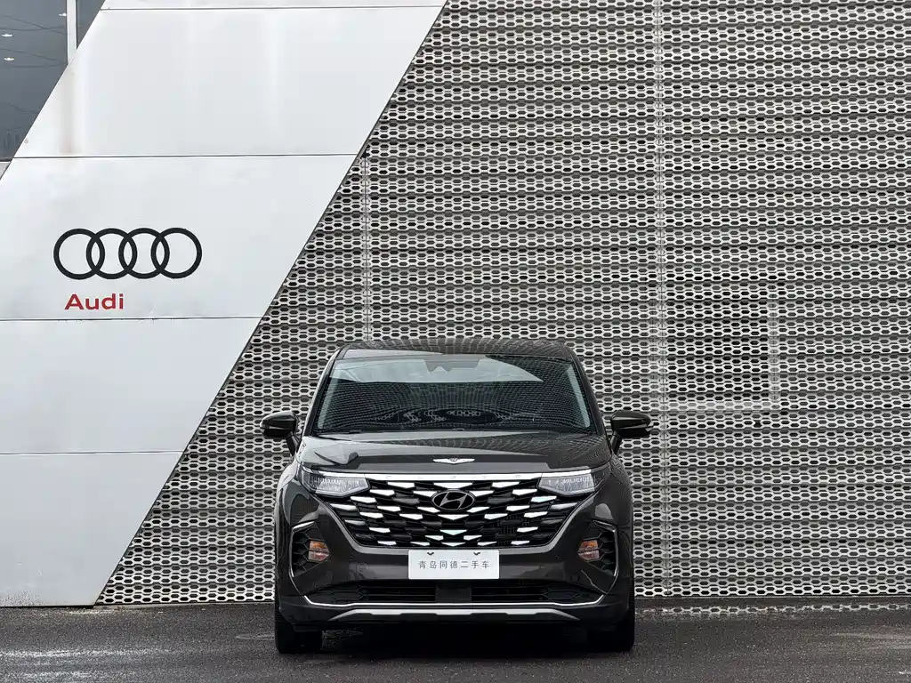Hyundai Custo 2024 270TGDi LUX Luxury
