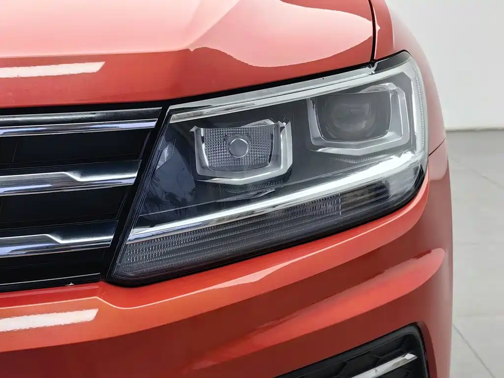 Volkswagen Tiguan L — миниатюра 7