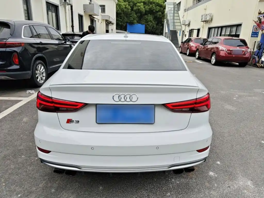 Audi S3 — миниатюра 6